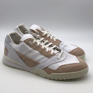 Adidas A.R. Trainer EG5150 Mens White/Grey Size 13